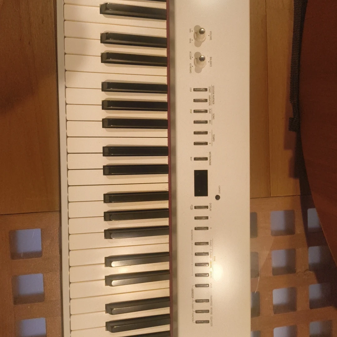 ローランド 電子ピアノ FP-4Fの写真2枚目