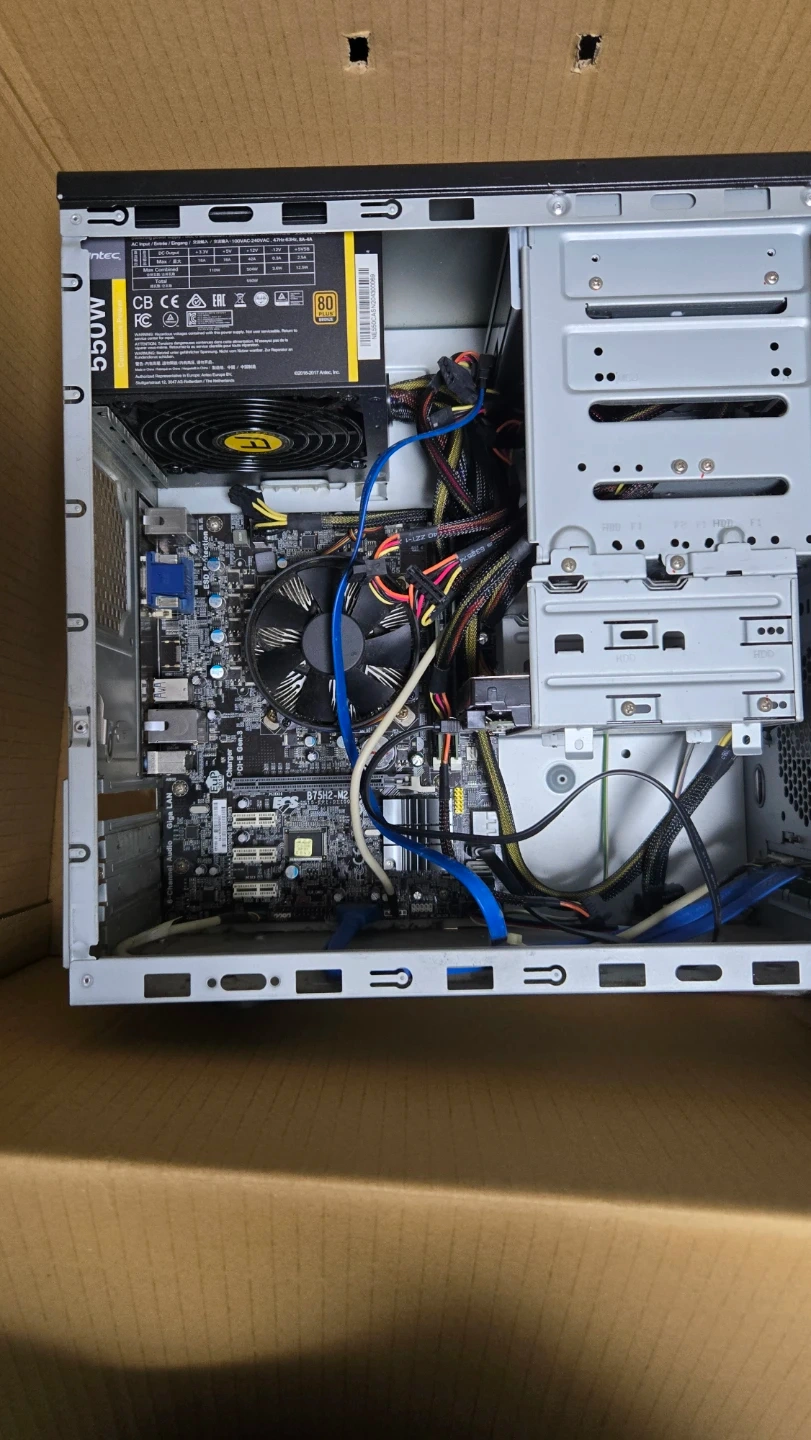 【ジャンク】マウスコンピューター デスクトップPCの写真3枚目