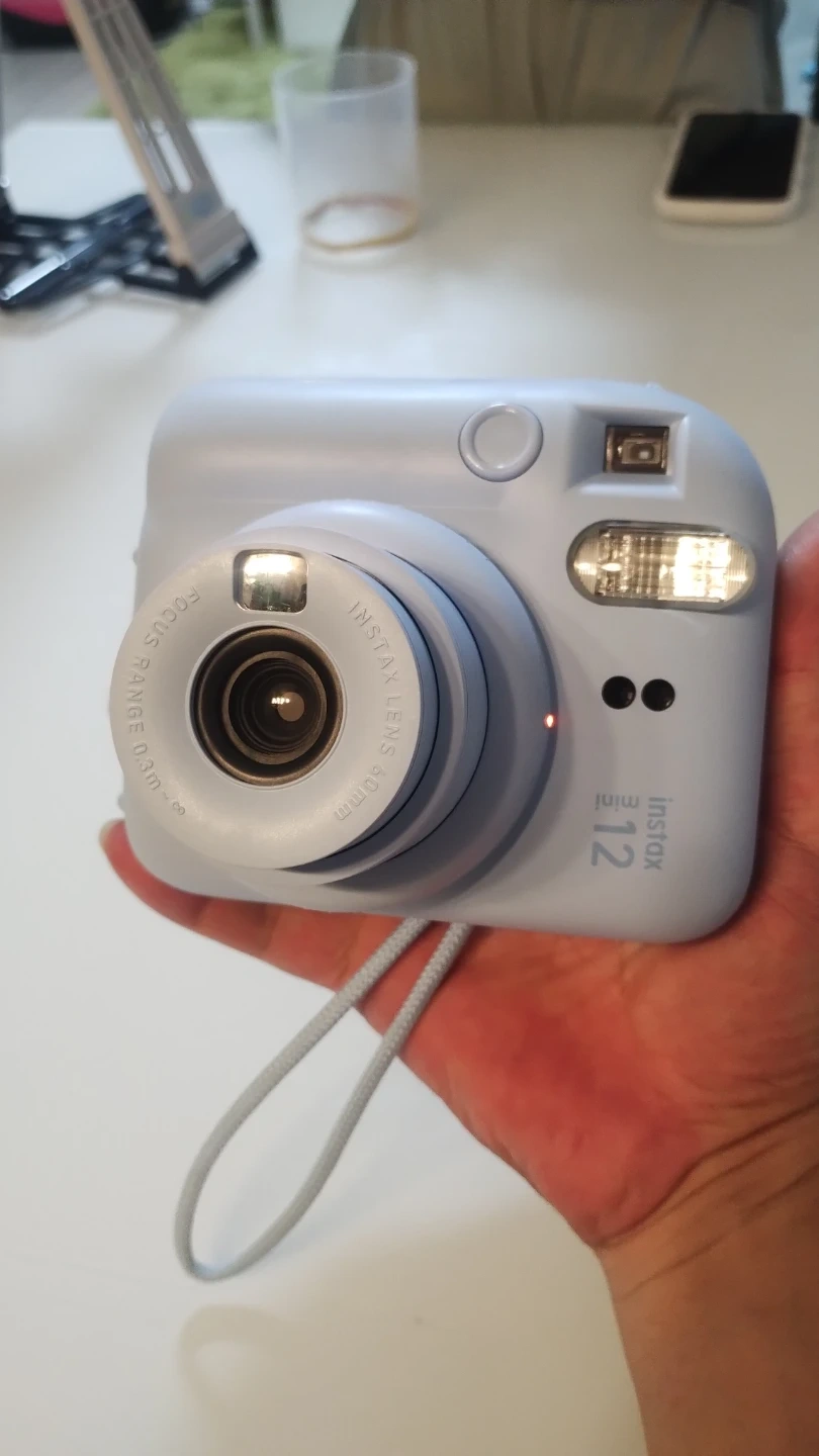 富士フイルム チェキ instax mini 12の写真2枚目