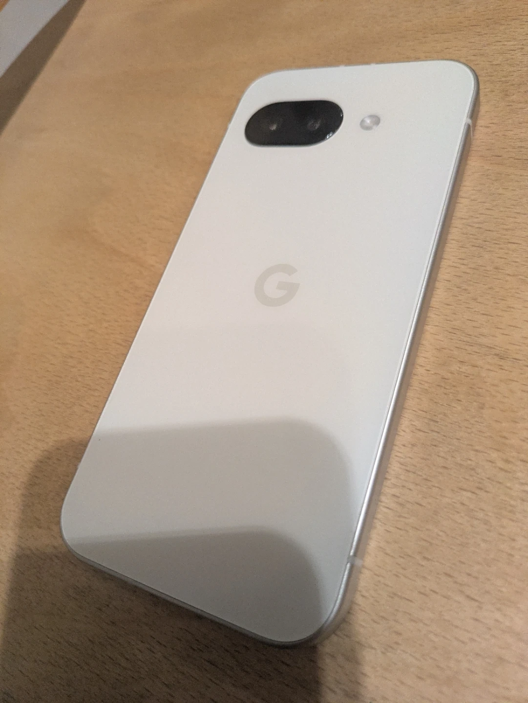 「8/15まで」Google Pixel9a 本体 白の写真2枚目