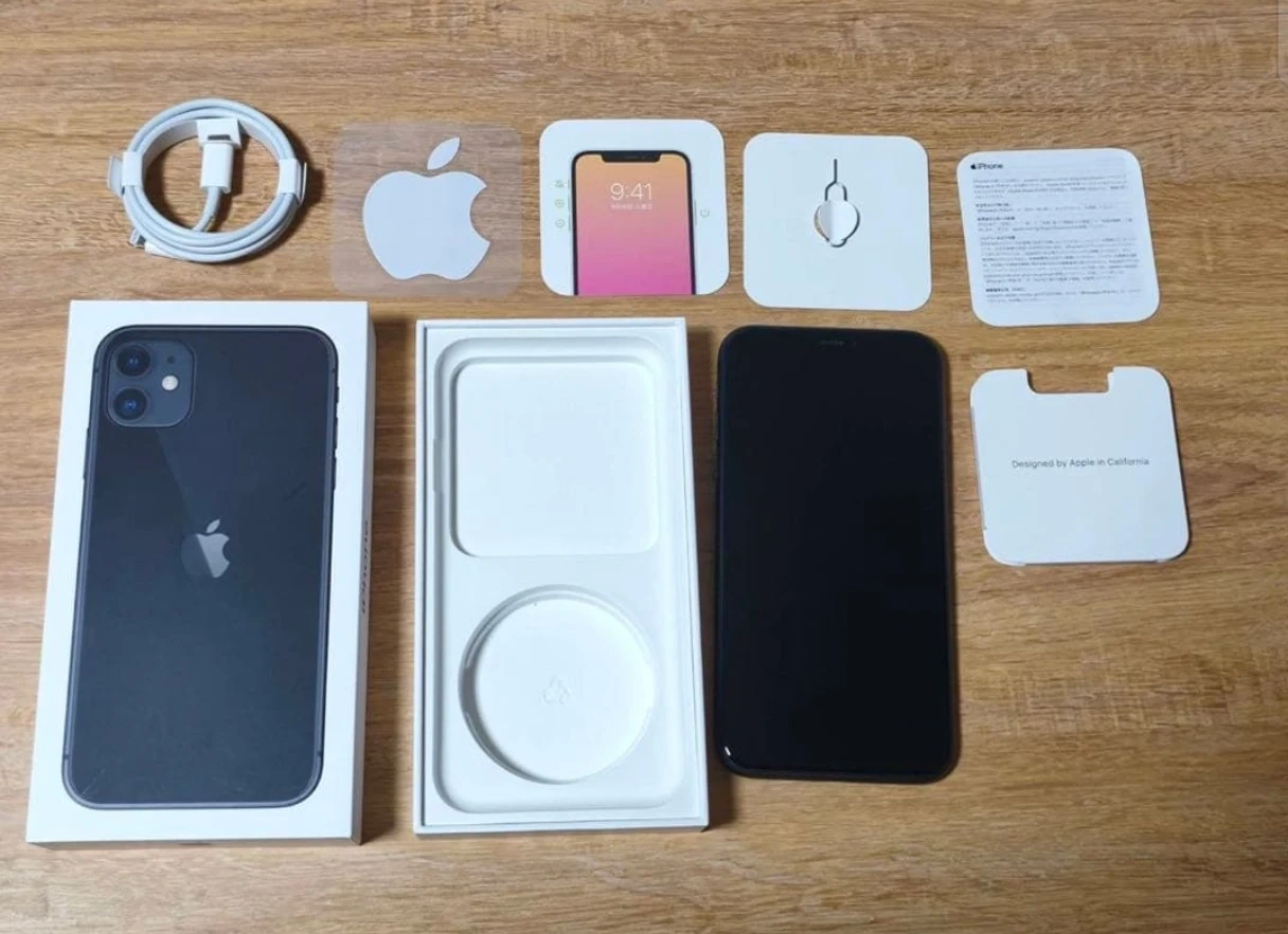 アップル iPhone 11 ブラックの写真4枚目