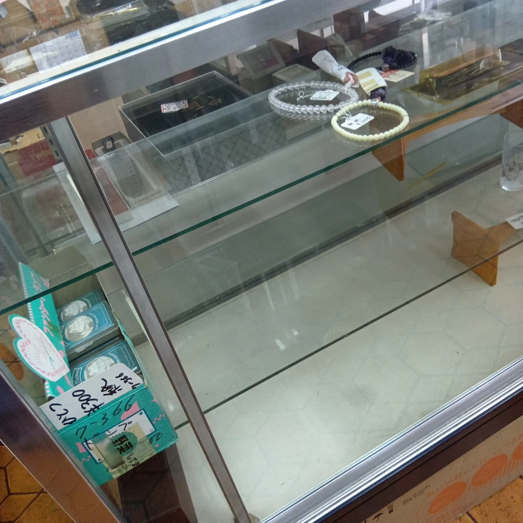 商品5つ無料!店舗用 ガラスショーケースの写真2枚目