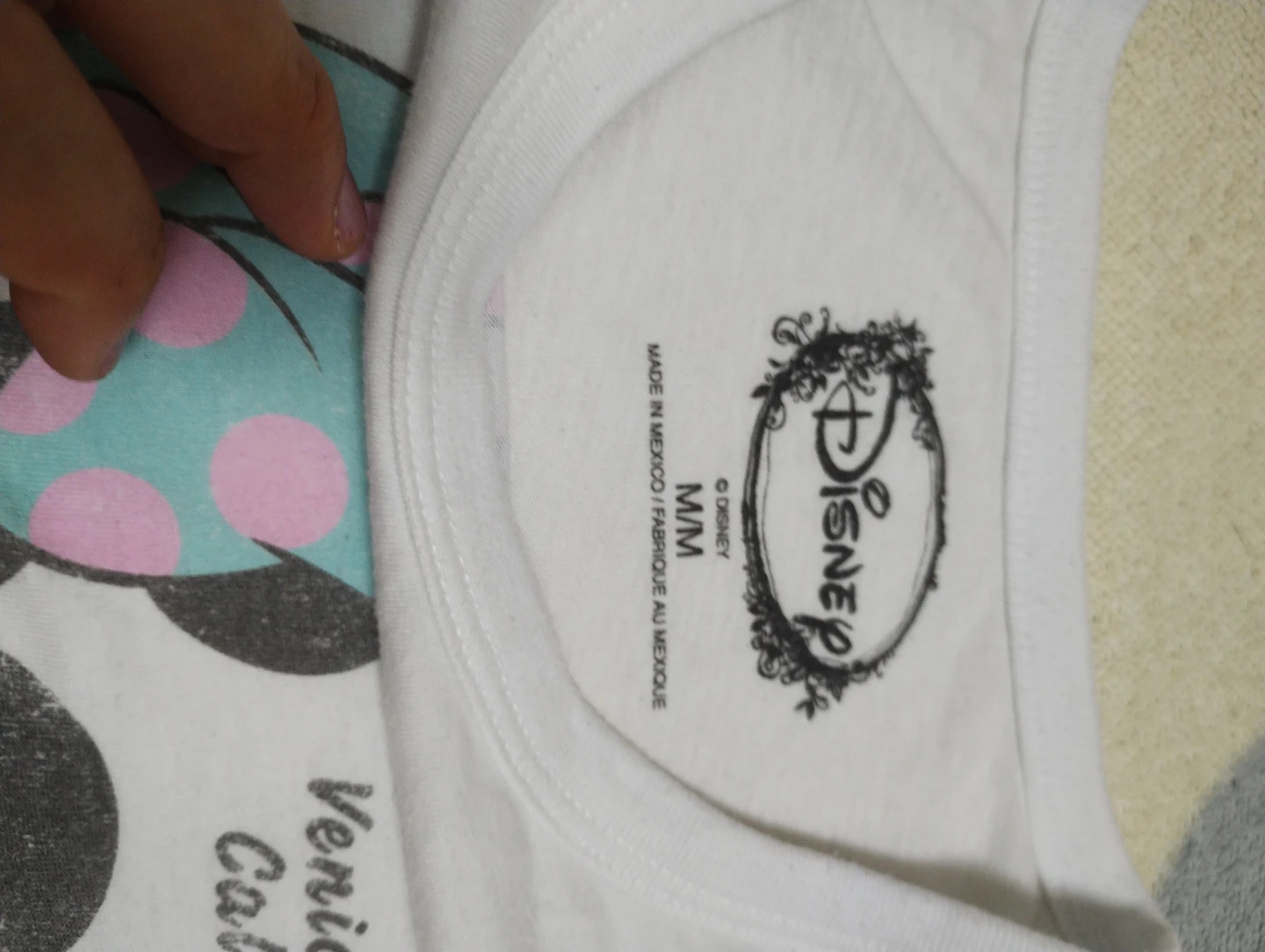 ディズニー ミニー Tシャツ Mサイズの写真3枚目