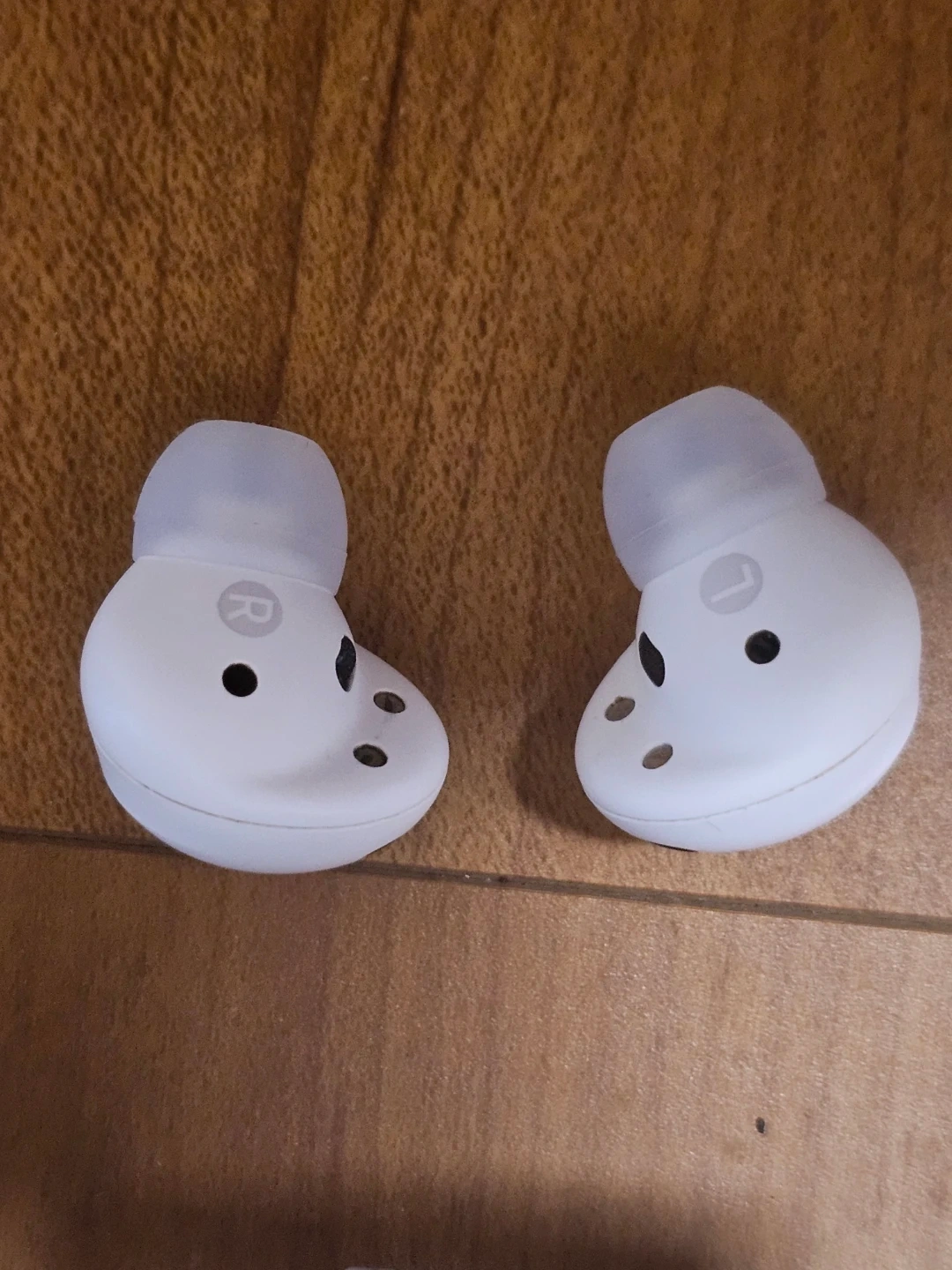 Galaxy Buds2 Pro ホワイト 完動品 付属品ありの写真4枚目
