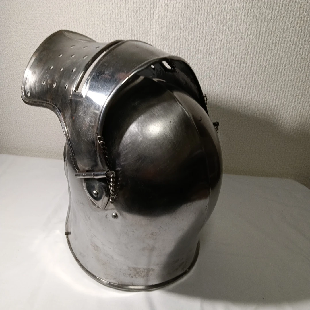西洋甲冑 レプリカ ヘルメットの写真5枚目