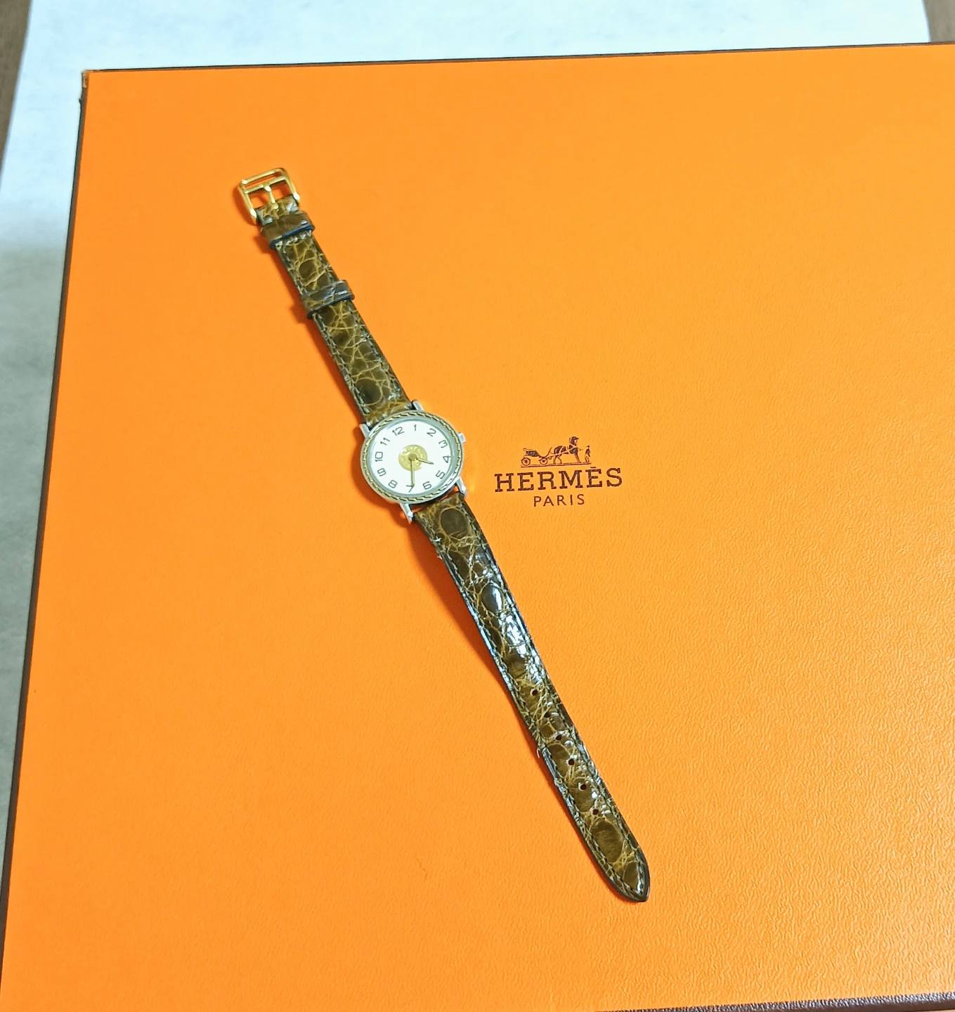 HERMES エルメス セリエ 腕時計 SE4.220の写真4枚目