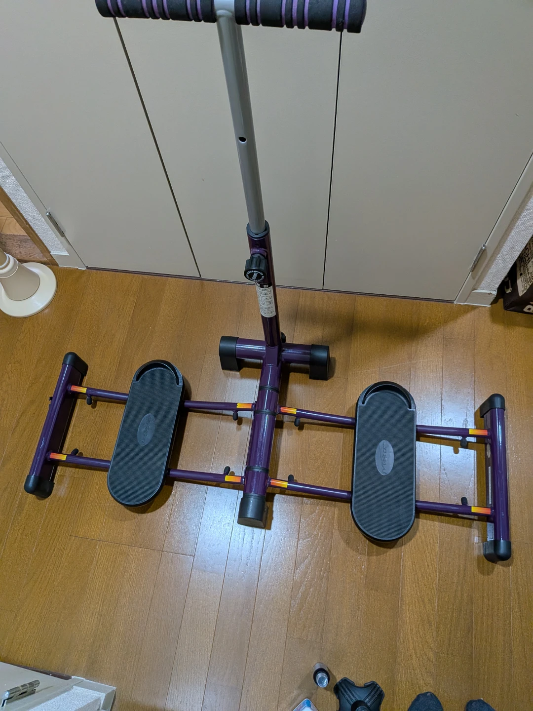 レッグマジックX エクササイズ器具 紫の写真3枚目