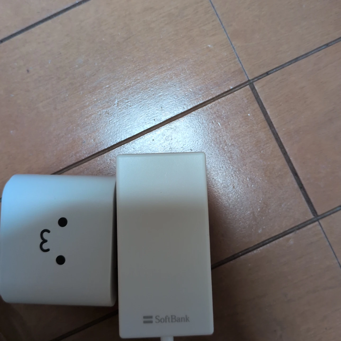 充電ケーブル ハンガーラック等