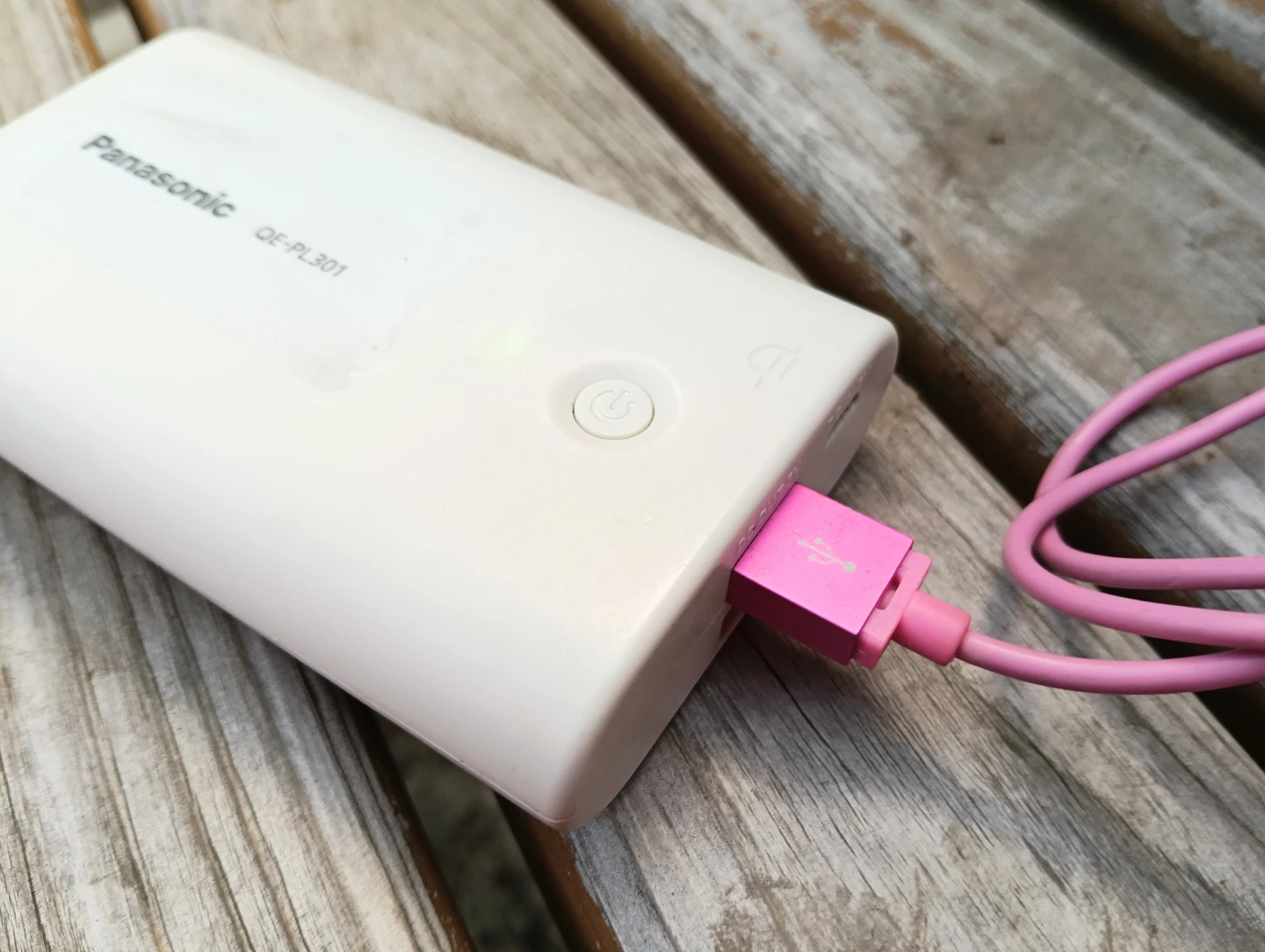 パナソニック モバイルバッテリー QE-PL301の写真2枚目