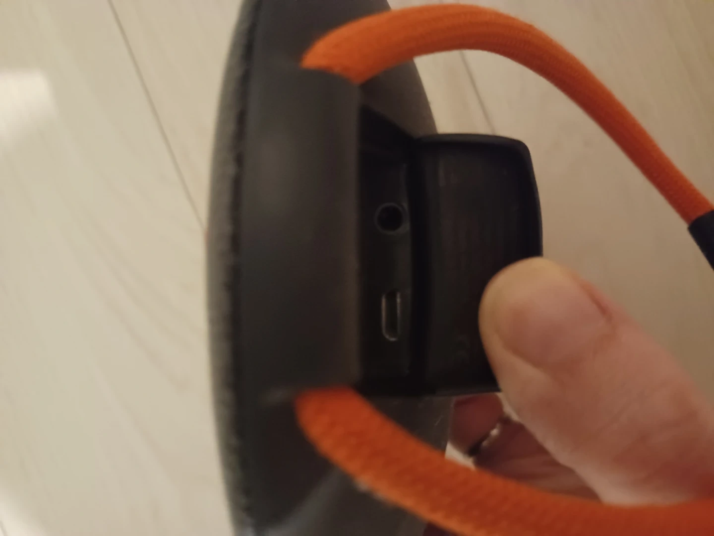 アルティメットイヤーズ スピーカーの写真3枚目