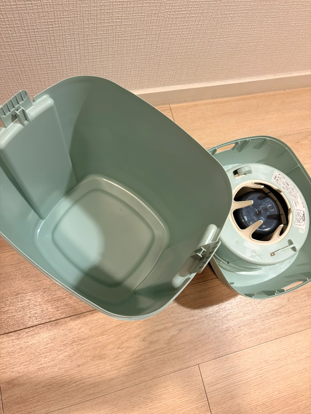 コンビ おむつ処理ポット ポイテックの写真3枚目