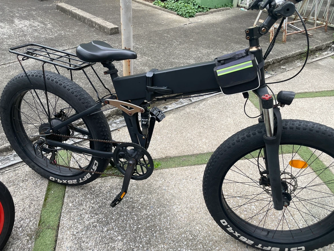 MOVE 電動アシスト自転車 ファットバイク 黒の写真8枚目
