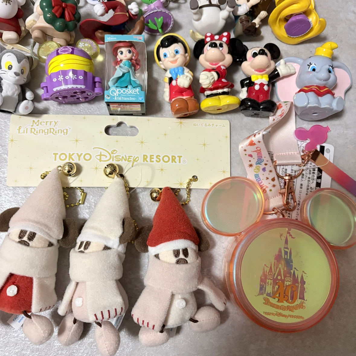 ディズニー フィギュア・刺繍缶バッジまとめ売りの写真3枚目