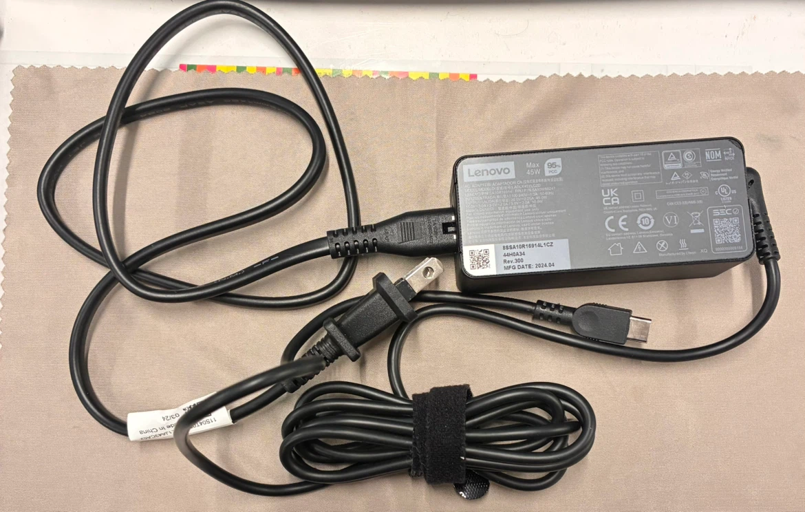 レノボ ACアダプター 45W ADLX45
