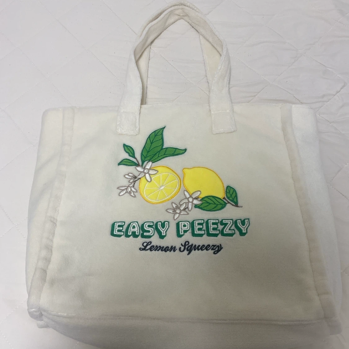 エイチアンドエム トートバッグ レモン刺繍 ホワイト