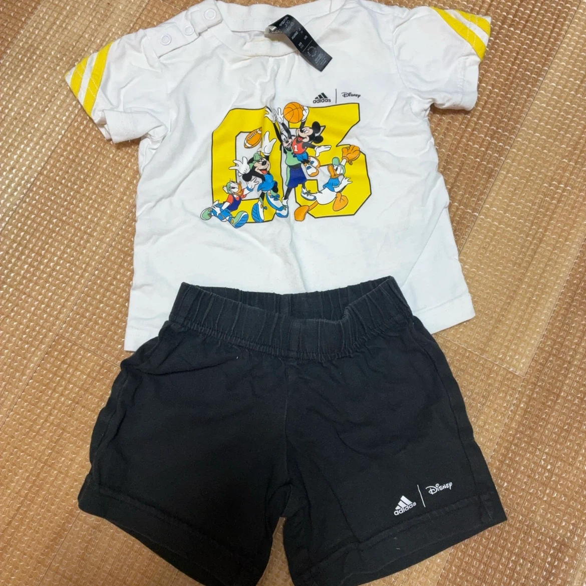 アディダス ディズニー Tシャツ・パンツセット 70cm