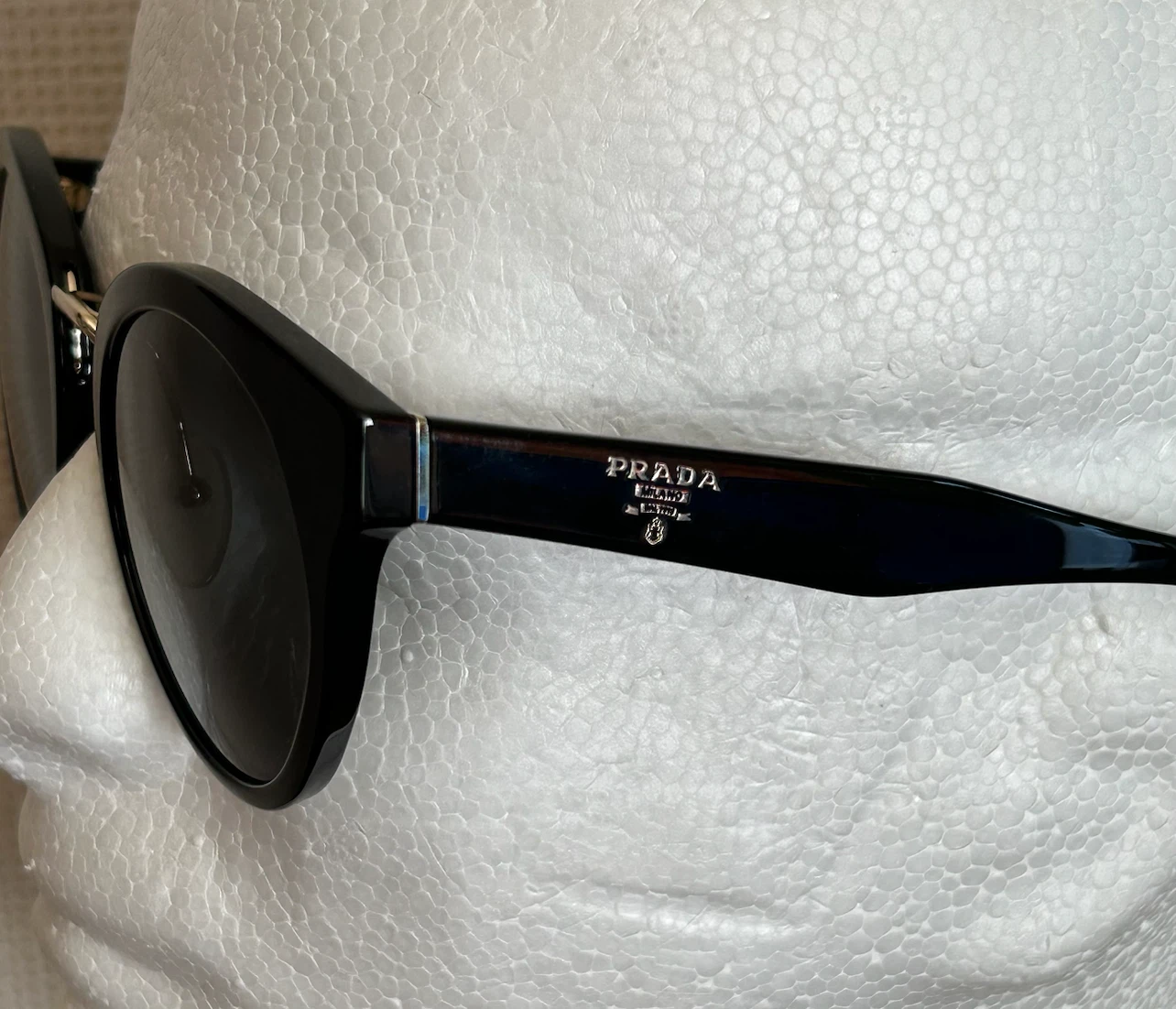 PRADA/プラダ SPR 05T サングラス メンズ&レディース(ブラック系)の写真2枚目