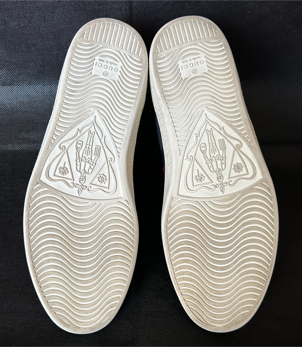 GUCCIグッチ シェリーラインHCスエードスニーカー ダークネイビー系 7.5Gの写真10枚目