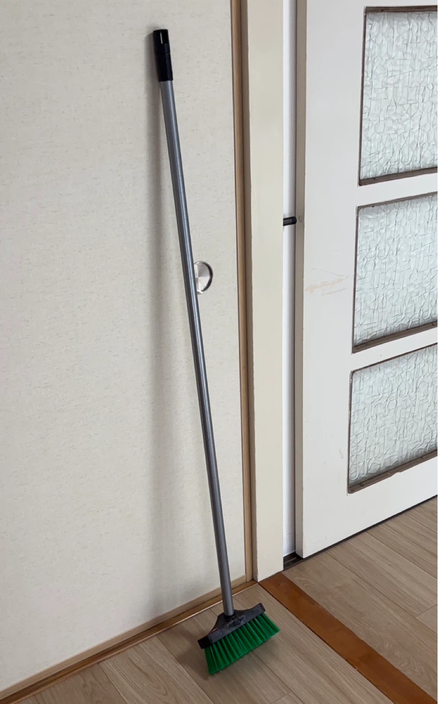 ロング柄ほうき 掃除用ブラシ