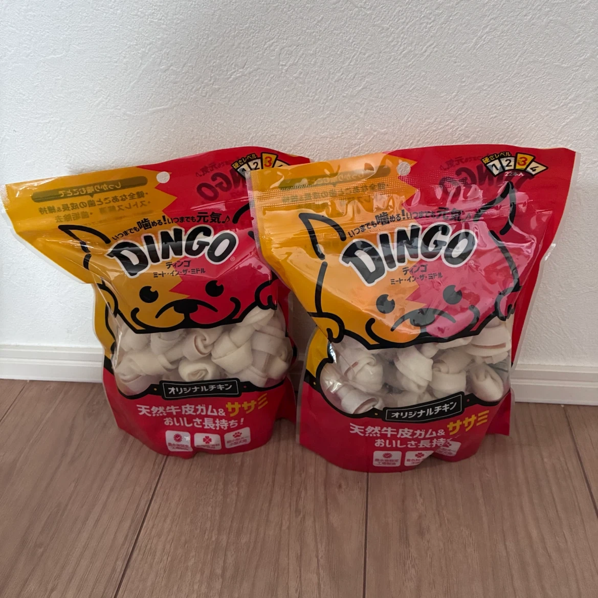 DINGOミート・イン・ザ・ミドルオリジナルチキン 22本入 の犬用おやつ