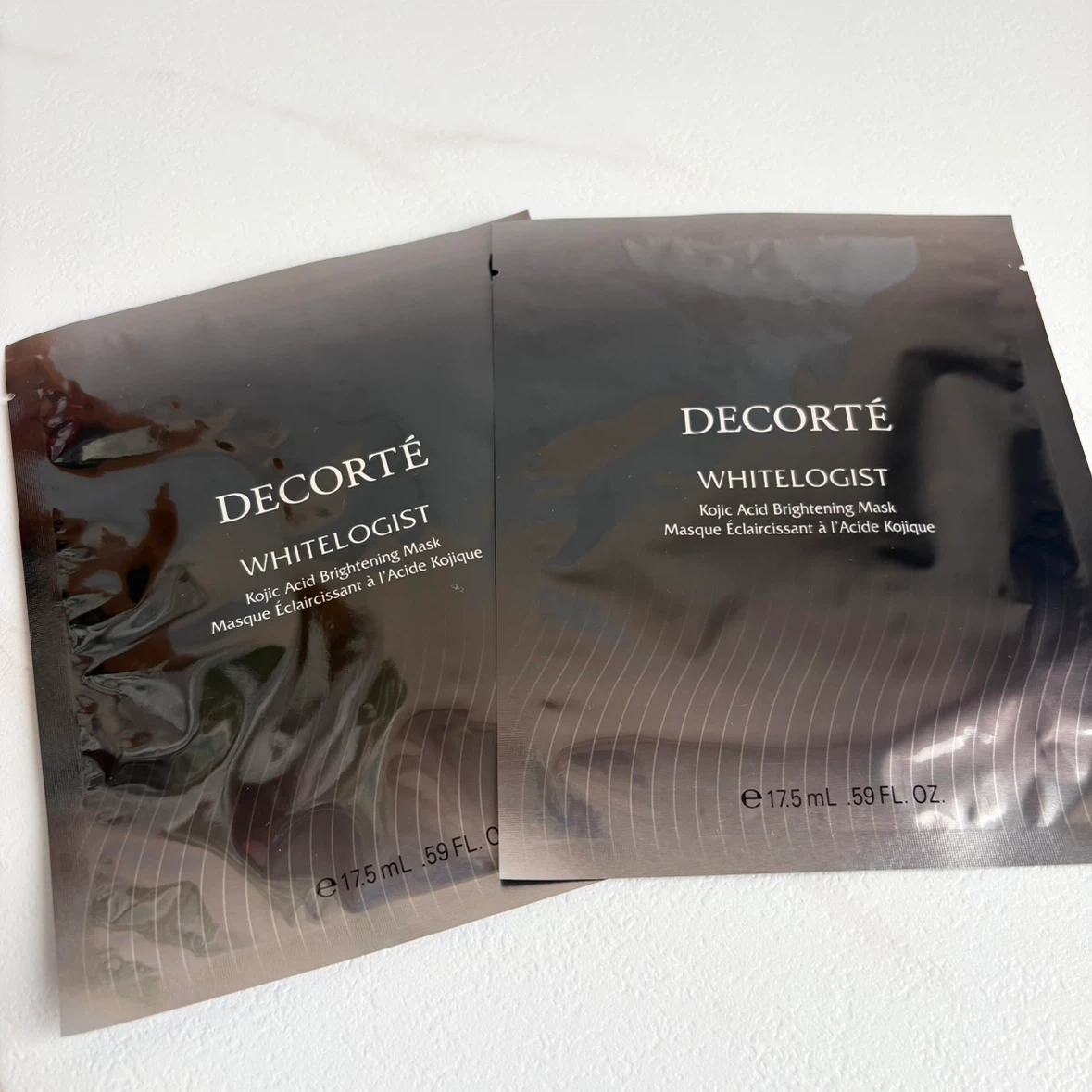 COSME DECORTE ホワイトロジストブライトニングマスク 17.5mL✕2枚入の写真3枚目