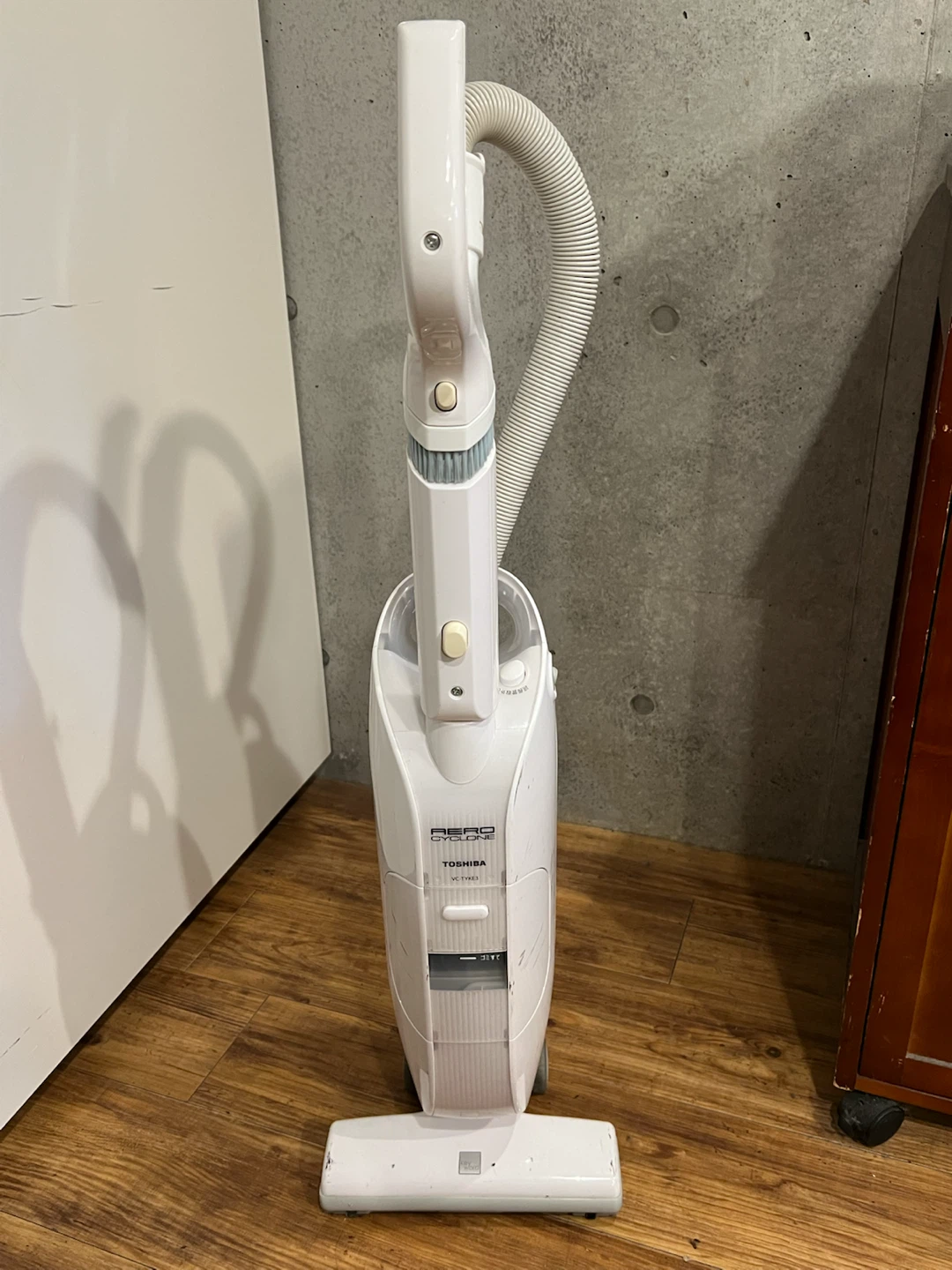 【実働】東芝 クリーナー VC-TYKE3 2016年製