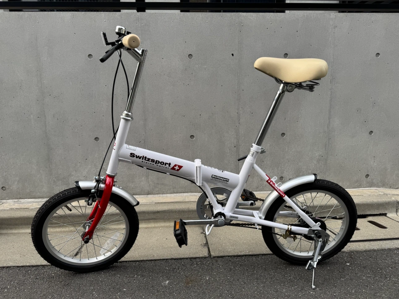 値下げ!ほぼ新品!switzsport(スウィツスポート) 折りたたみ自転車 16インチ 配送致します。 距離は説明文確認の写真2枚目