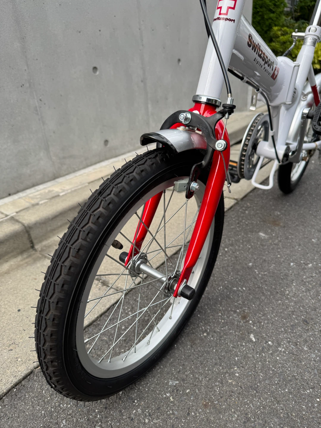 値下げ！ほぼ新品！switzsport（スウィツスポート）  折りたたみ自転車  16インチ 配送致します。 距離は説明文確認の写真5枚目