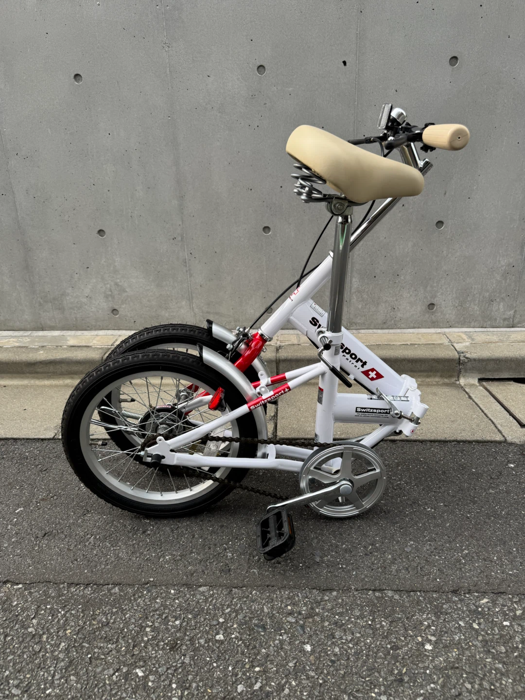 値下げ！ほぼ新品！switzsport（スウィツスポート）  折りたたみ自転車  16インチ 配送致します。 距離は説明文確認の写真6枚目