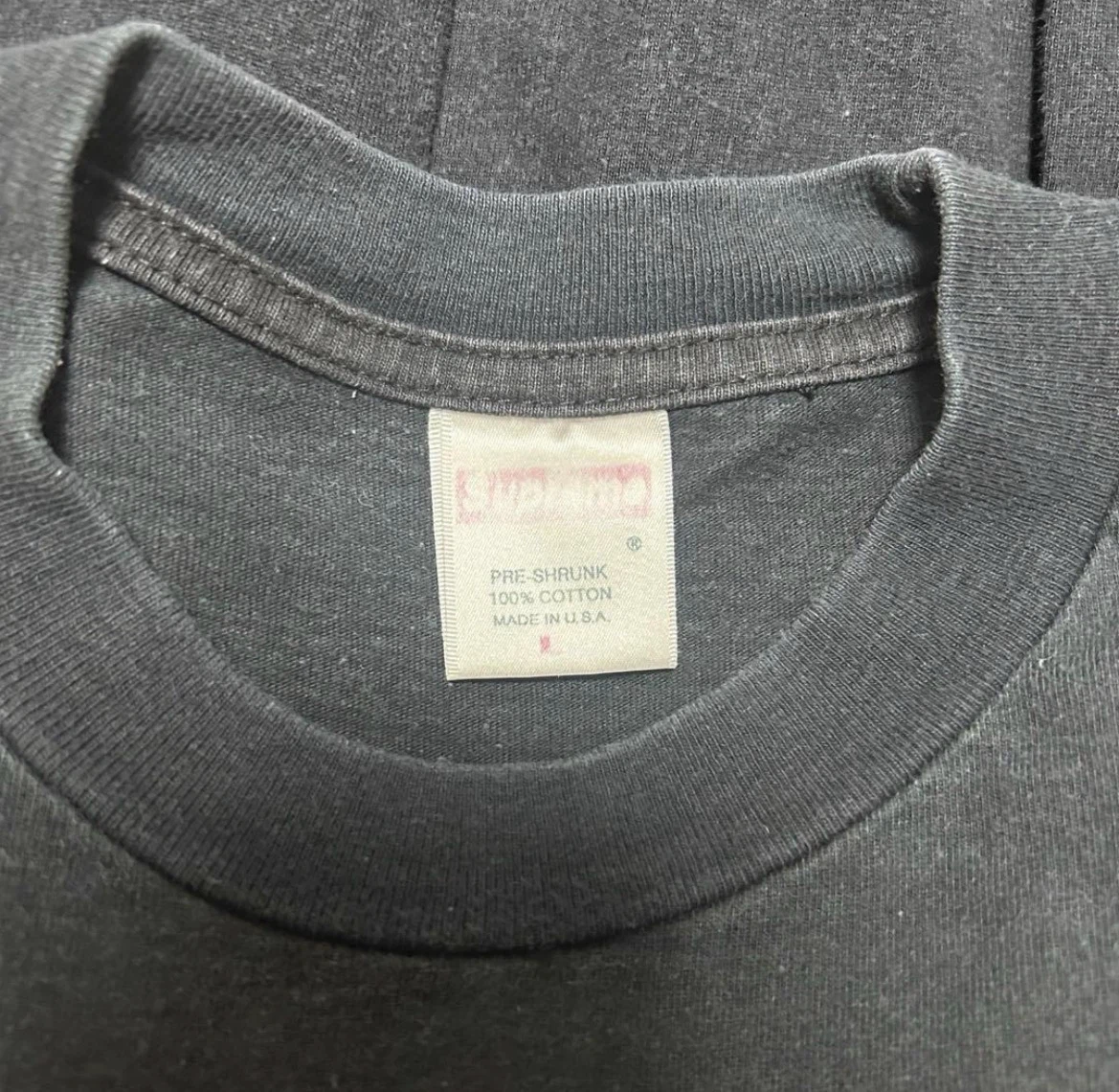 【3日までセール】シュプリーム Tシャツ ブラックの写真4枚目