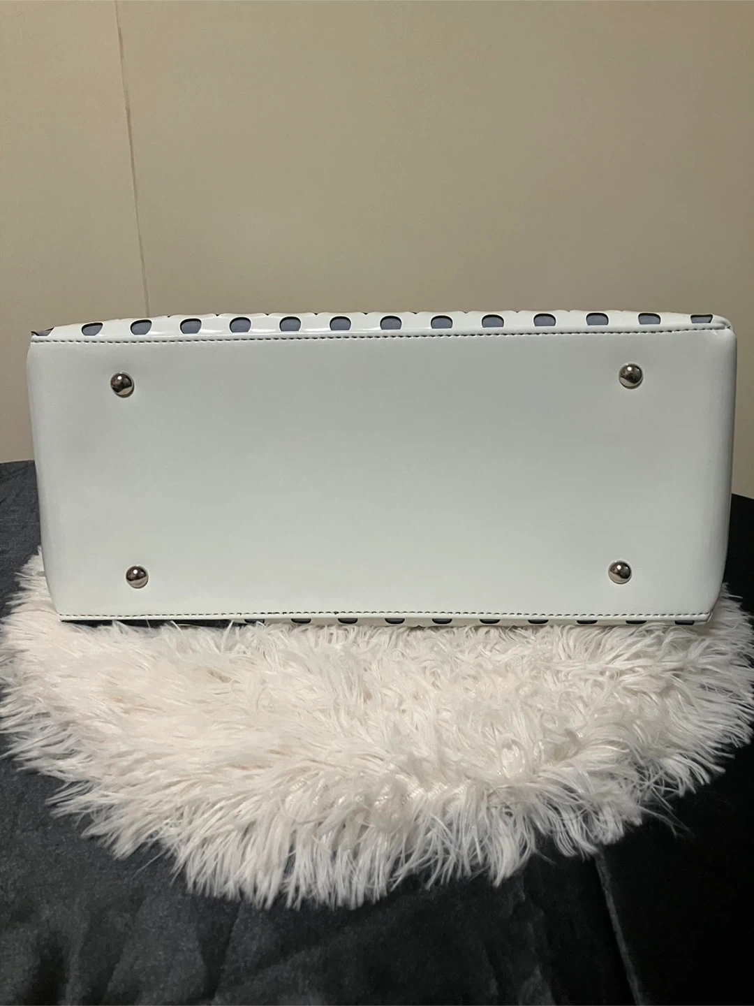【未使用、タグ、保護ビニール付き】 CLATHAS クレイサス カメリア エナメル チャーム付き トートバッグの写真5枚目