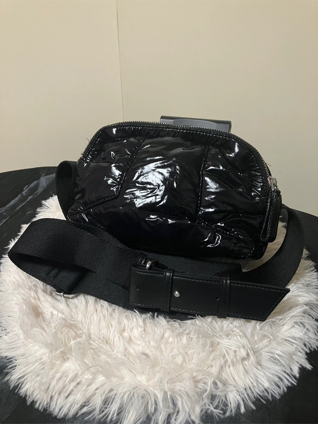 【未使用】ZARA パデッドショルダーバッグの写真3枚目