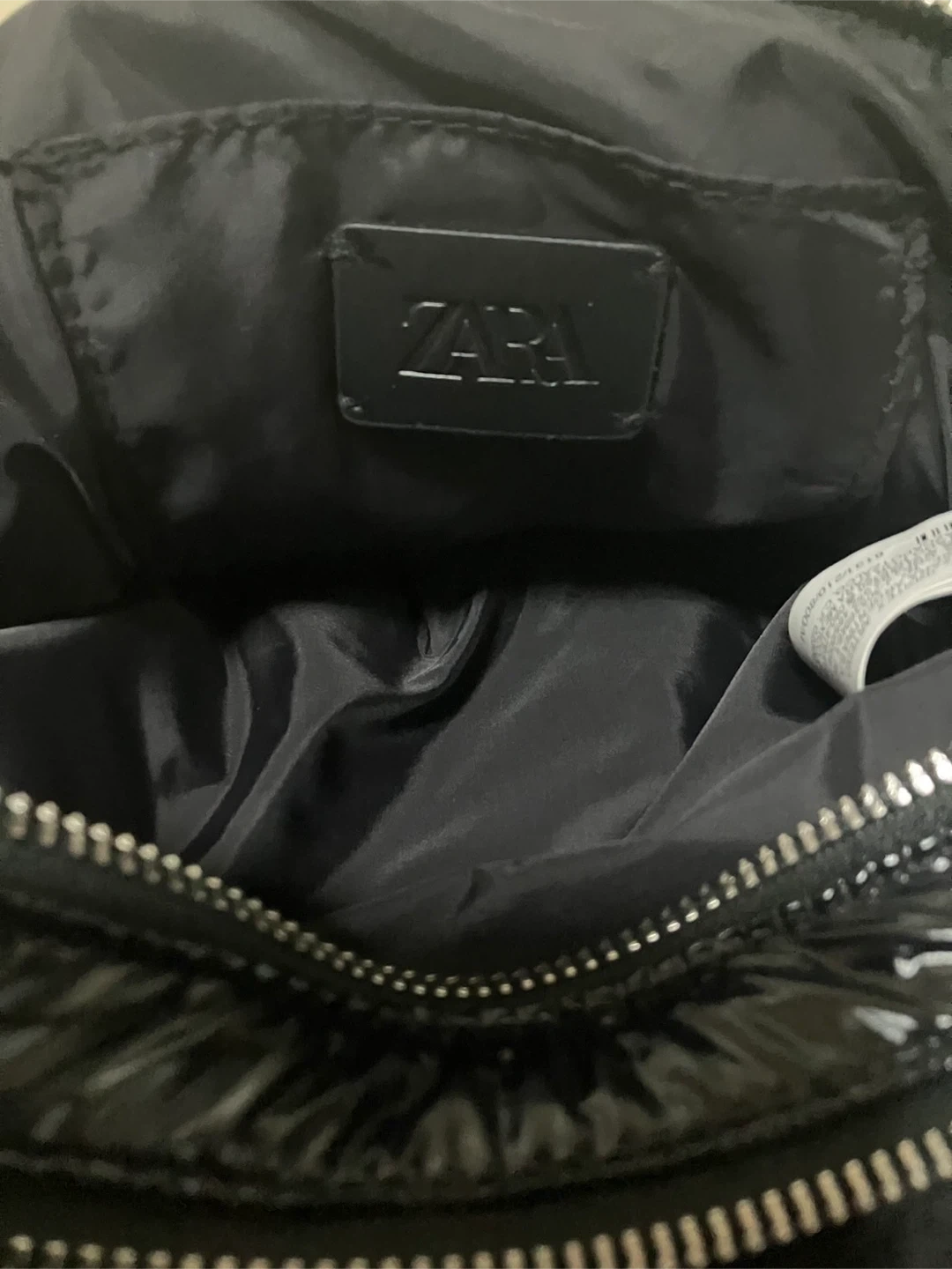 【未使用】ZARA パデッドショルダーバッグの写真5枚目