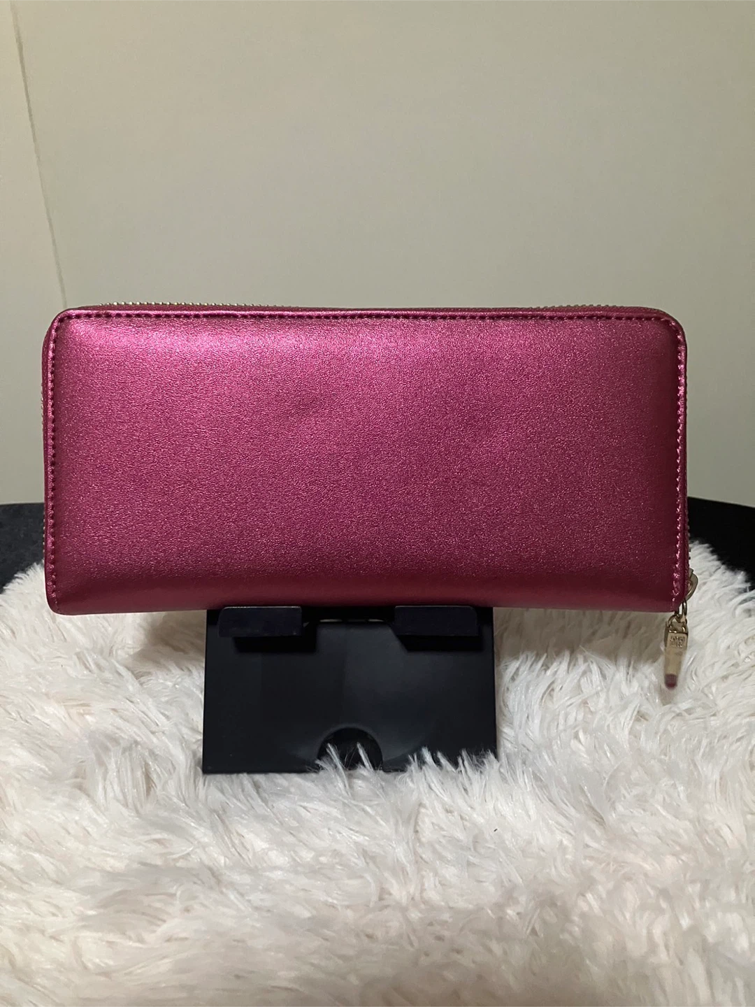 【未使用、タグ付き】MARY QUANT マリークヮント　スタッズ付き長財布の写真2枚目