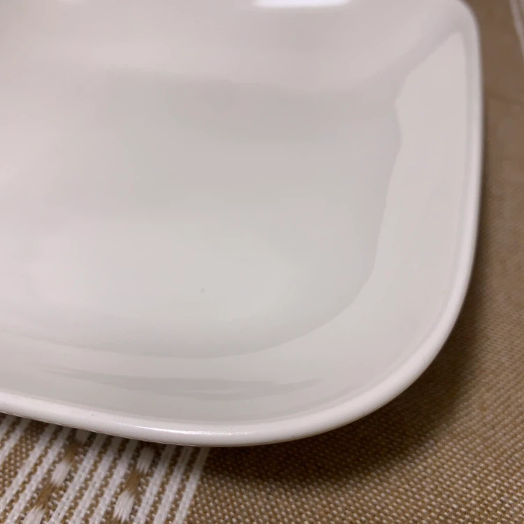 白い食器の写真5枚目