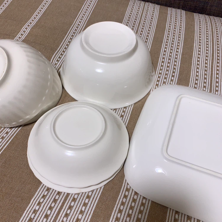 白い食器の写真6枚目