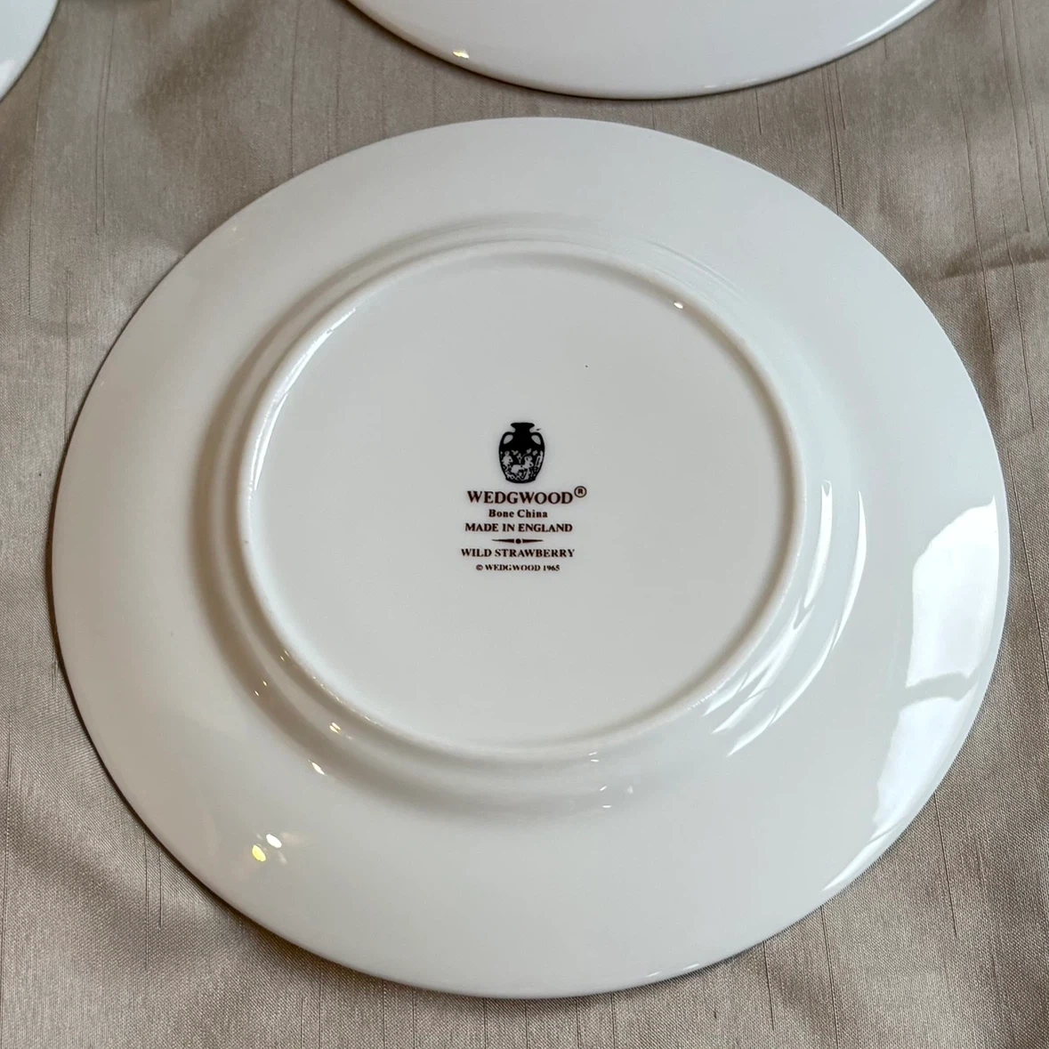 WEDGWOOD ワイルドストロベリー カップ&プレートセットの写真5枚目