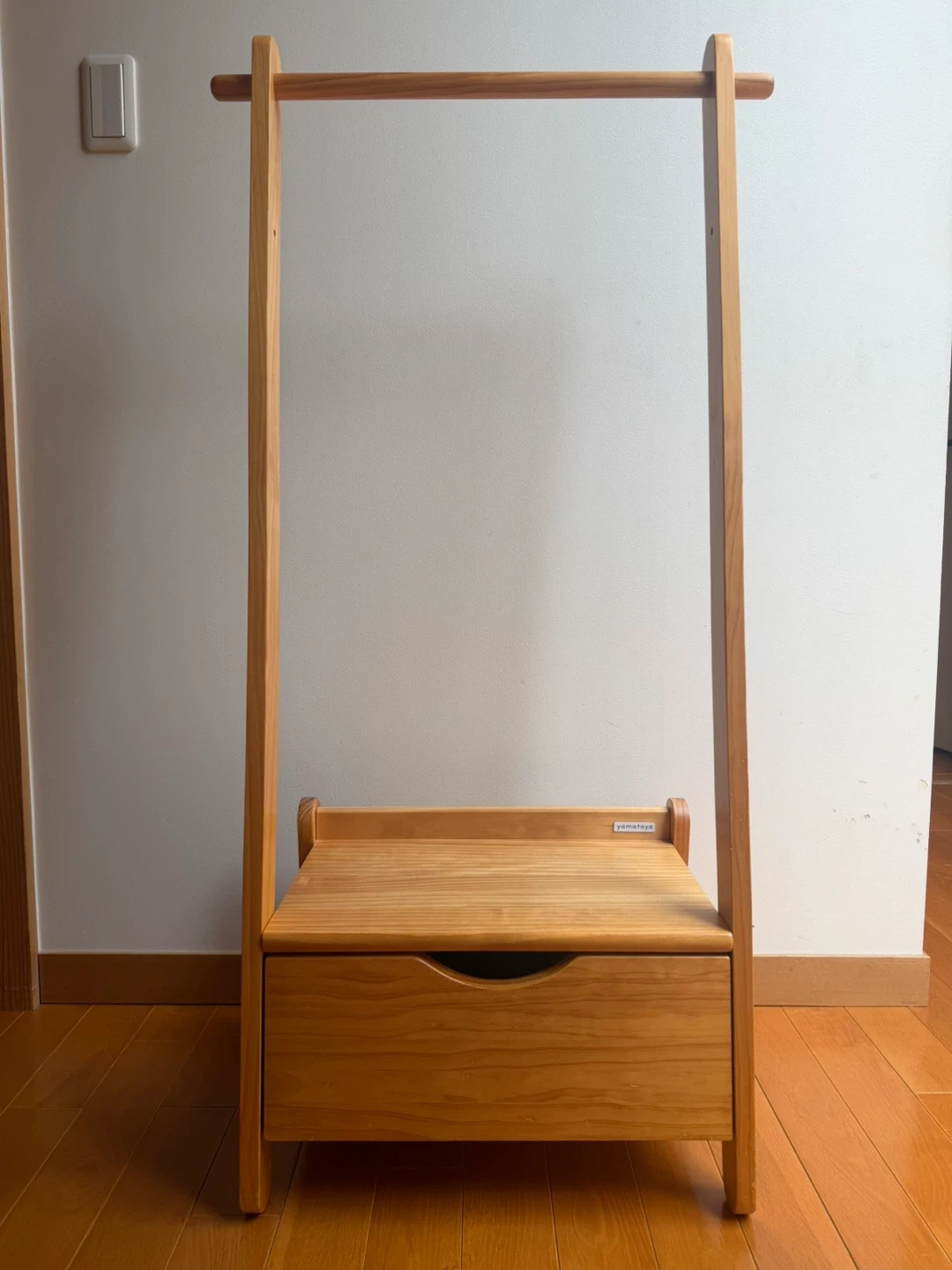 大和屋 木製ハンガーラック 引き出し付き