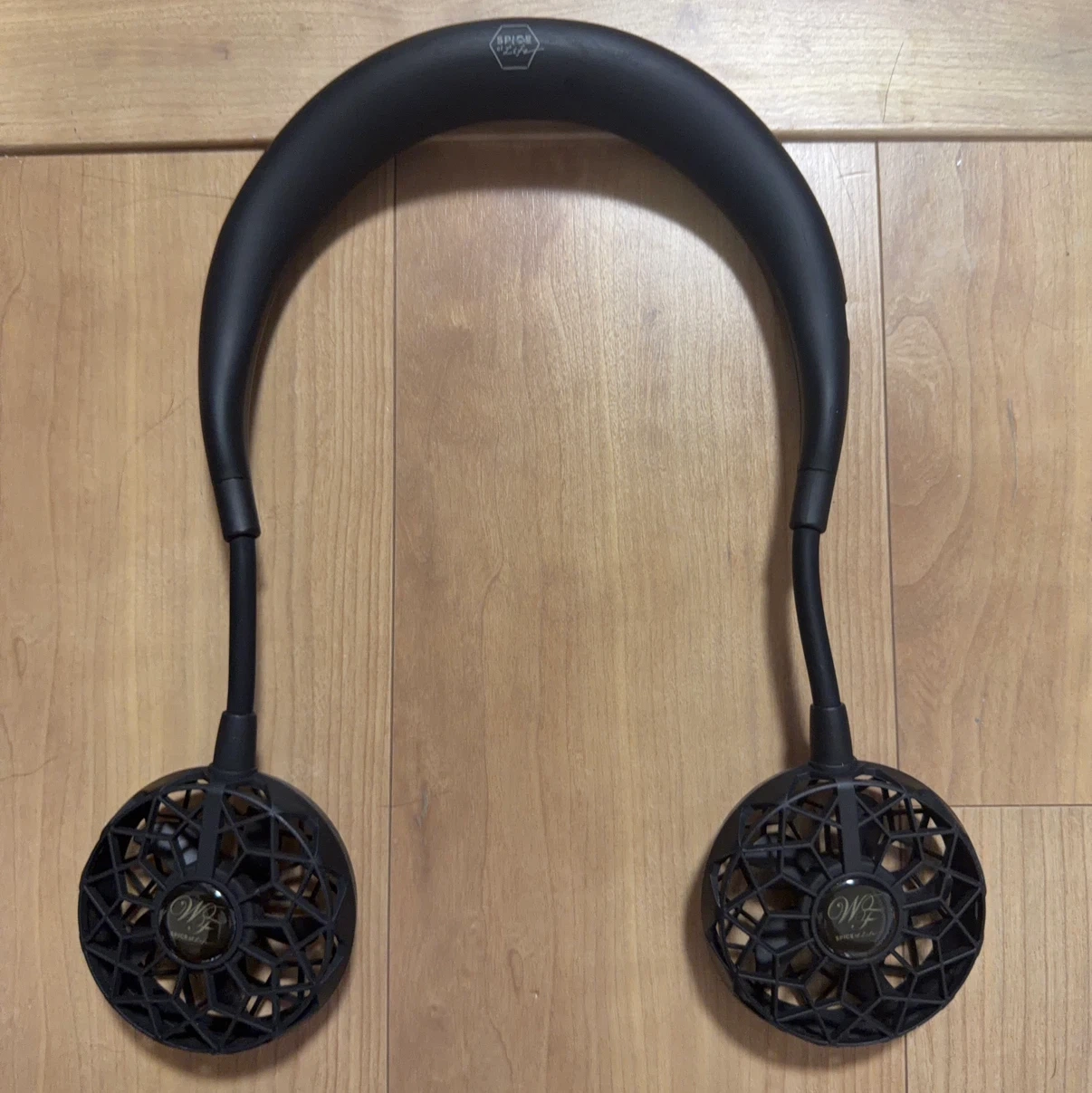 スパイス ダブルファン 首掛け扇風機 黒