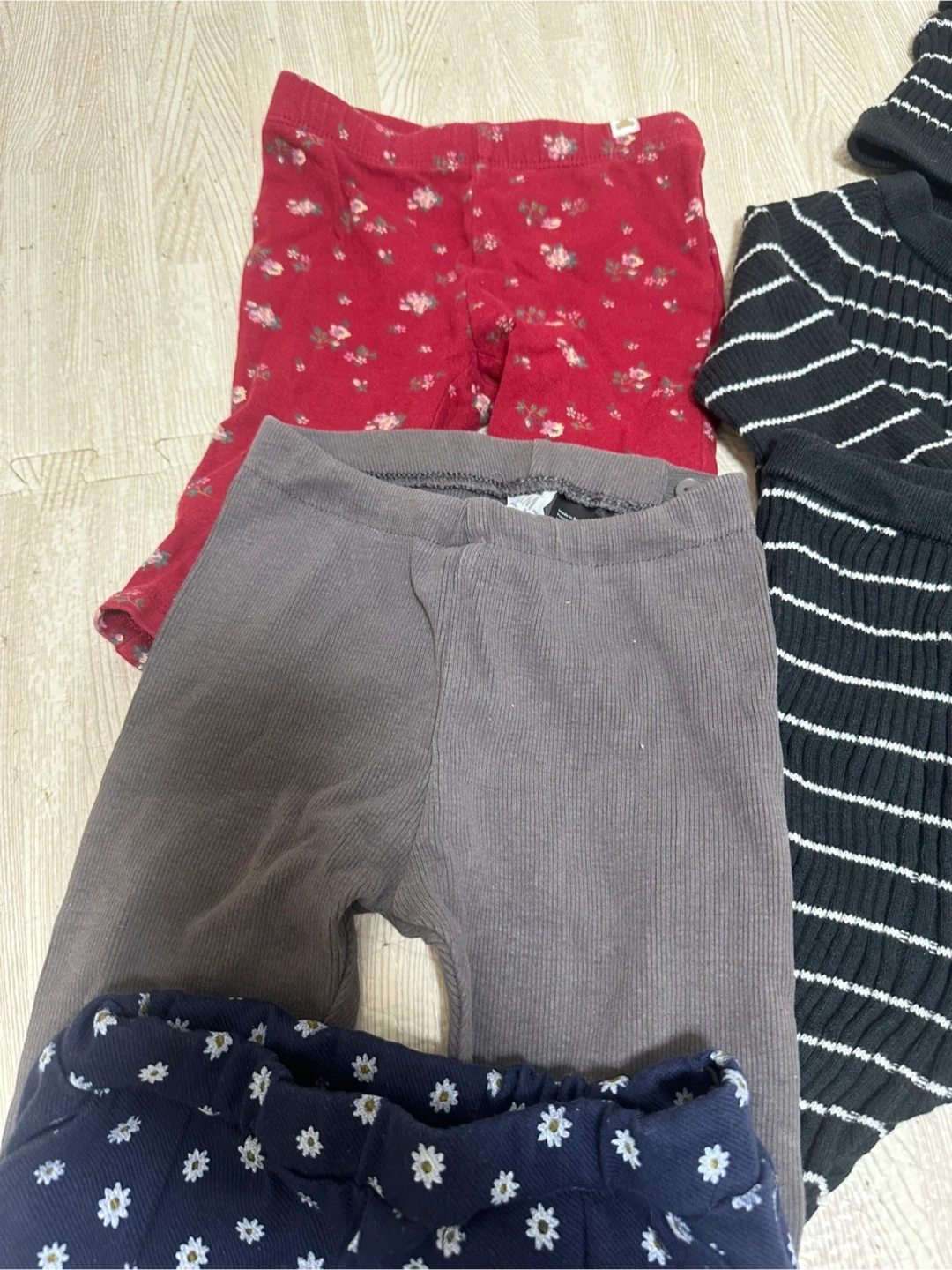 【6-12ヶ月】ベビー服 レギンス 5点セット 70cm GAP.プティマイン、H&Mの写真3枚目