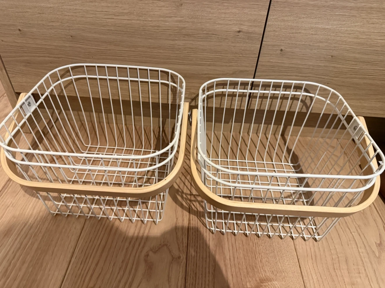 【※早めに取りに来れる方】ホワイト ワイヤーバスケット 2個セット