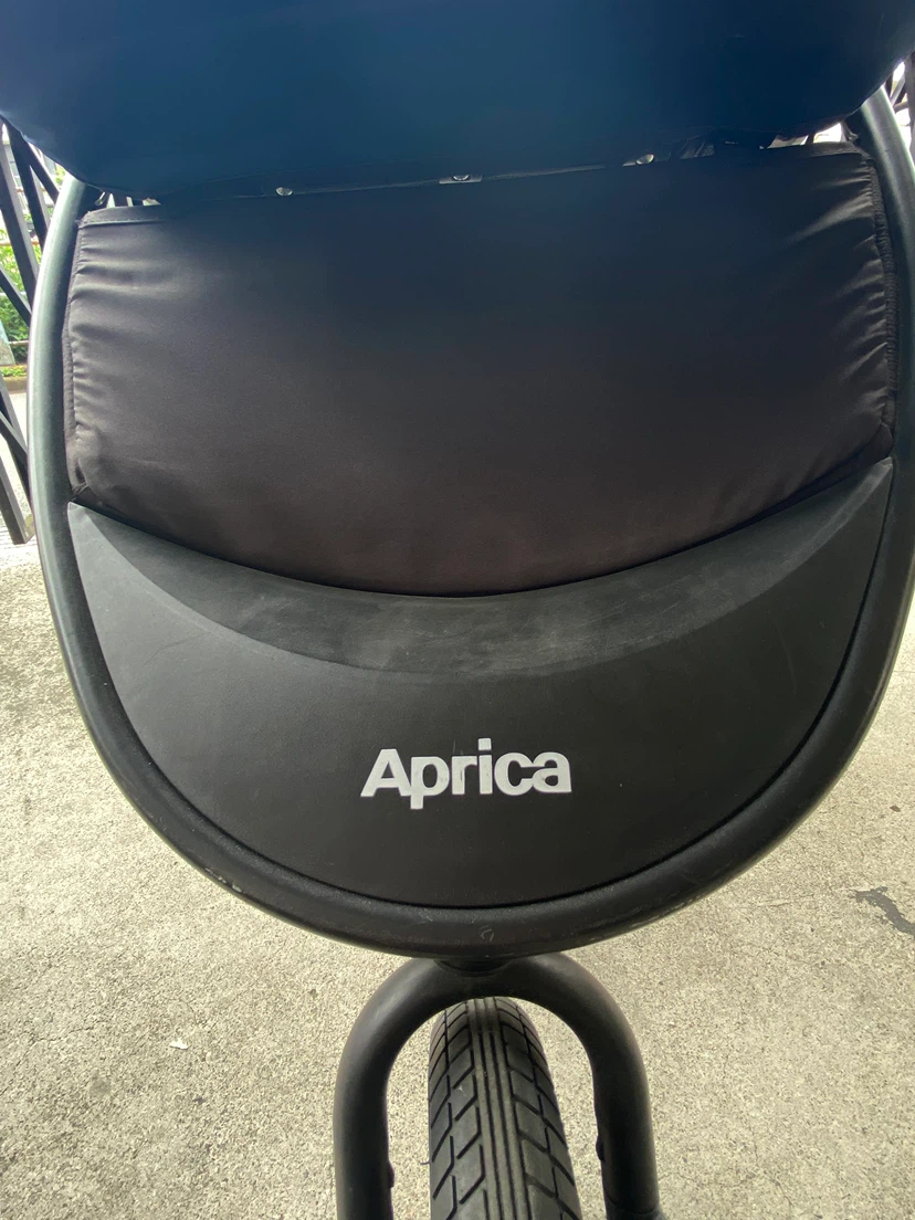 Apricaベビーカーの写真4枚目