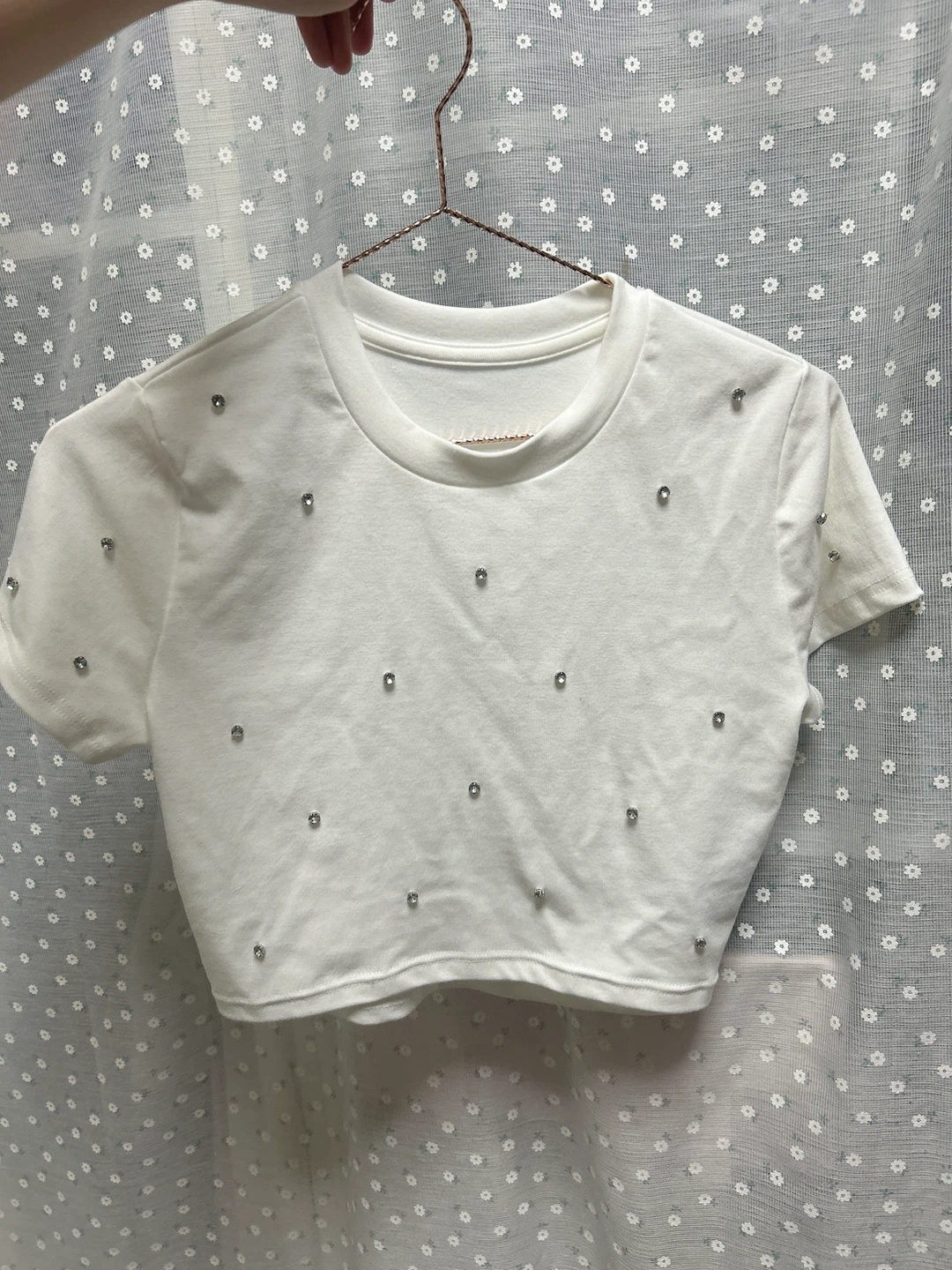 ビジュー付き ホワイト 半袖Tシャツ