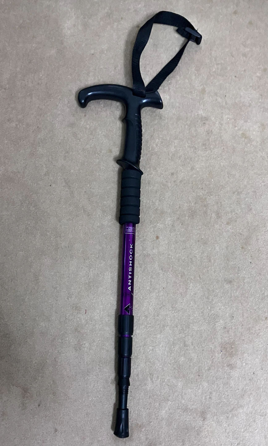 アンチショック機能付き トレッキングポール パープル