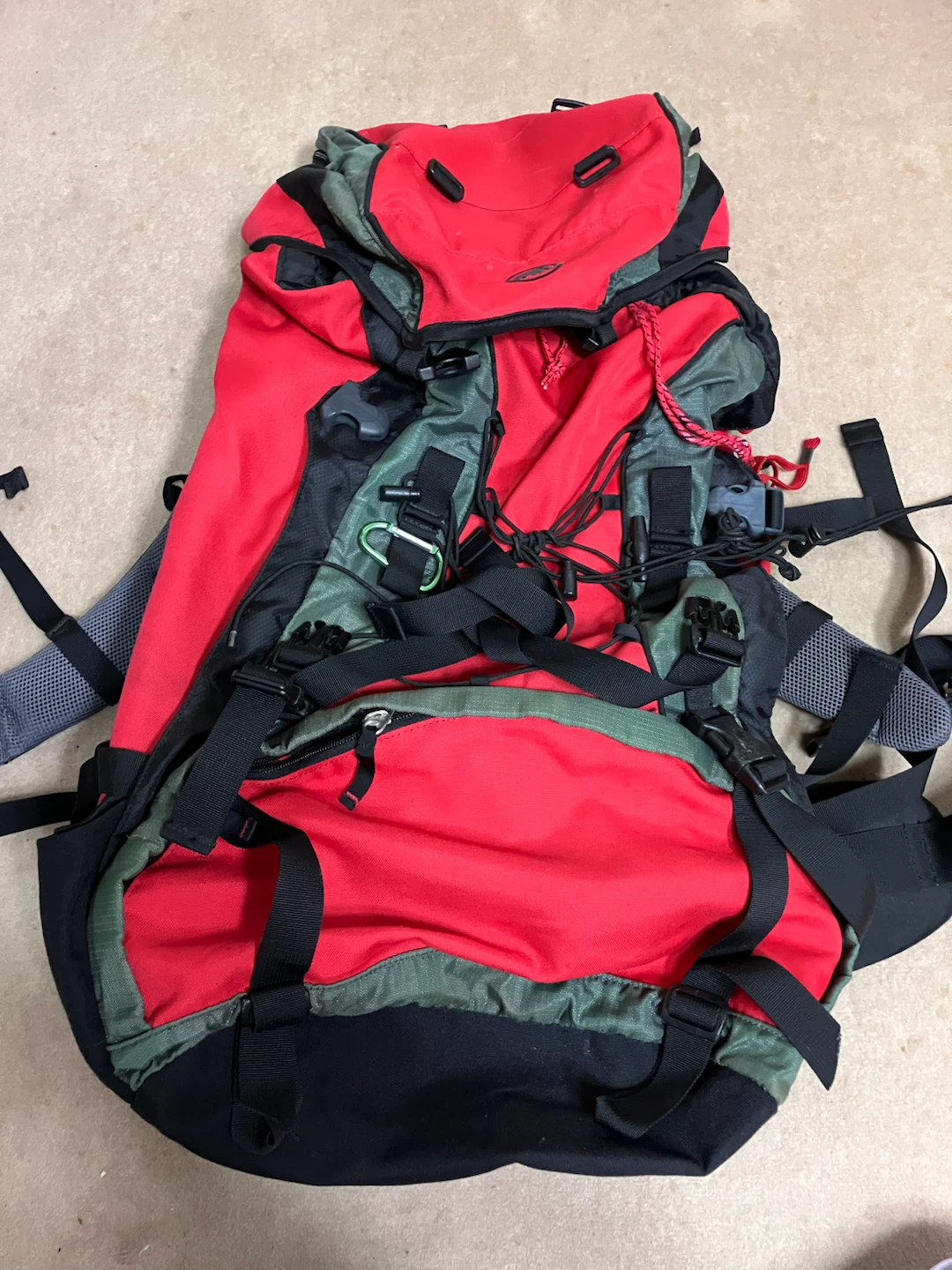 MAMMUT マムート バックパック　リュック　赤
