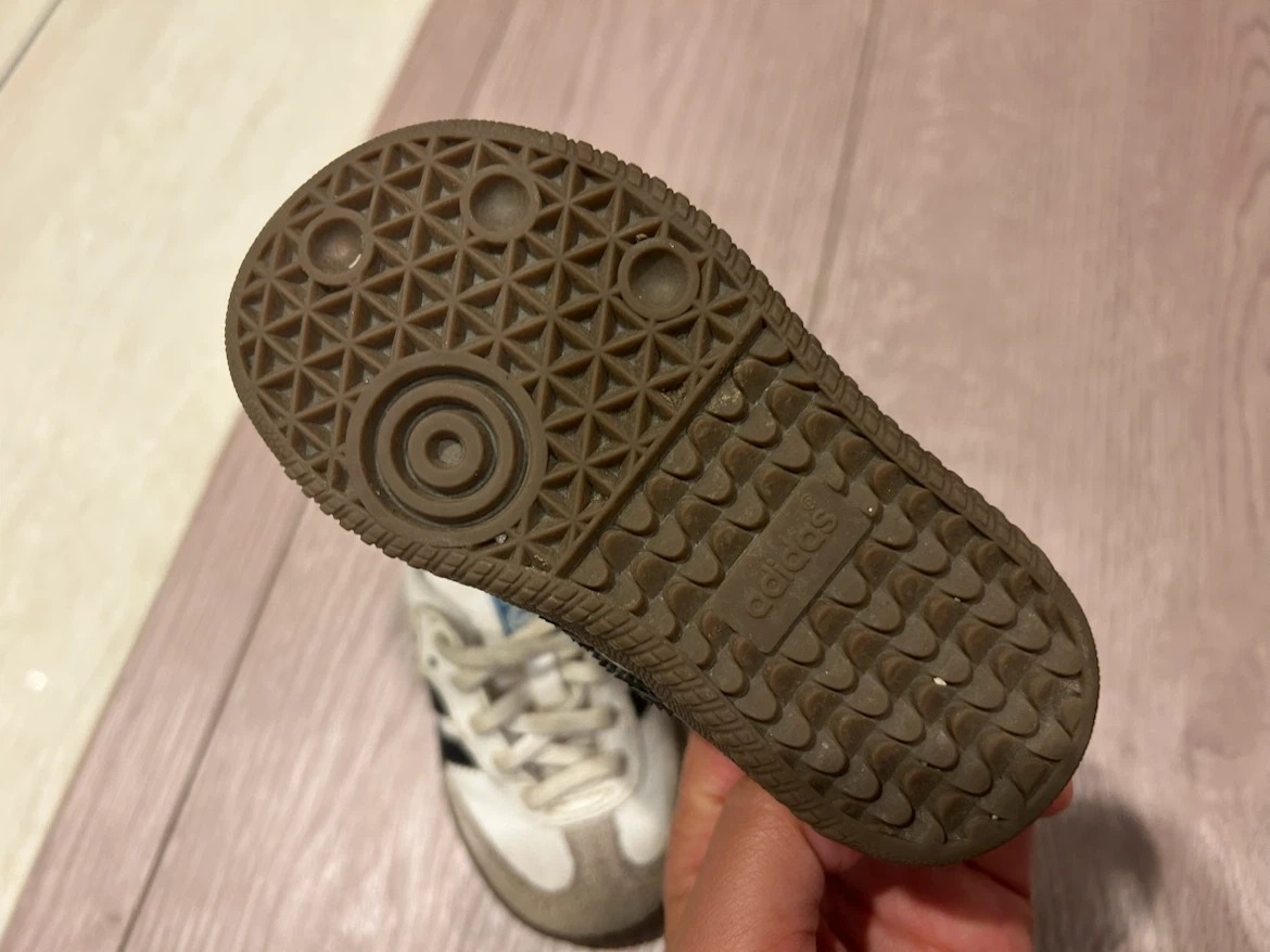 アディダス サンバ ベビー スニーカー 12cmの写真2枚目
