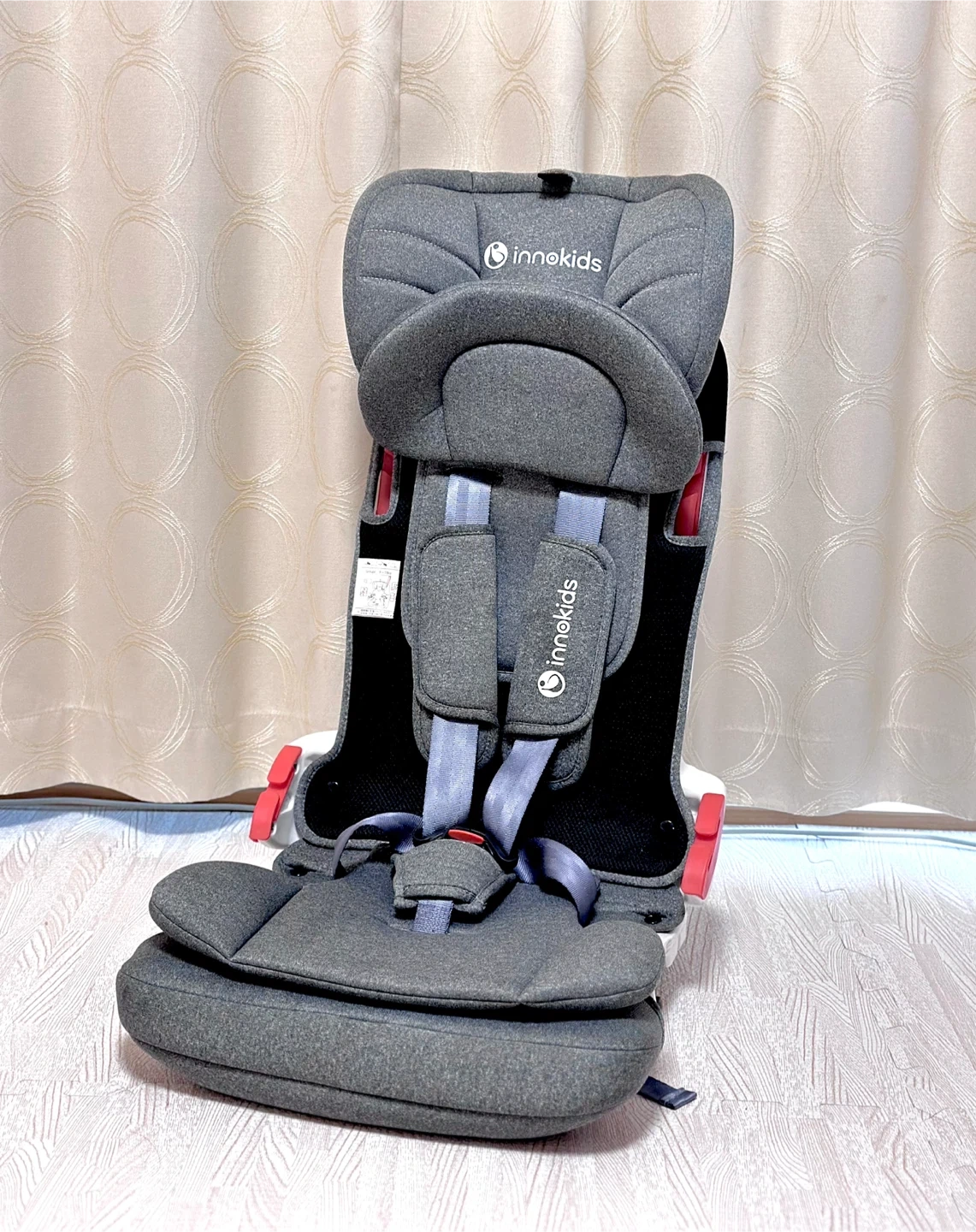 innokids チャイルドシート ジュニアシート【持ち運び便利】折りたためる 軽量コンパクト