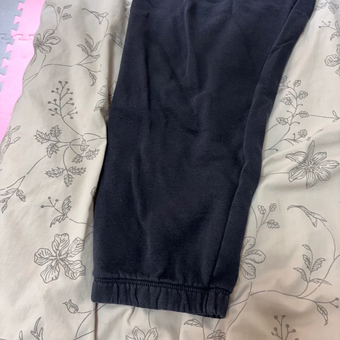 ギャップ スウェットパンツ 黒 Lサイズの写真4枚目