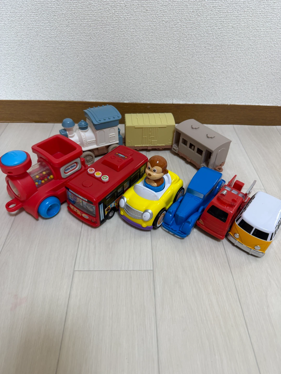 美品☆リトルタイクス アンパンマン 汽車 おさるのジョージセット