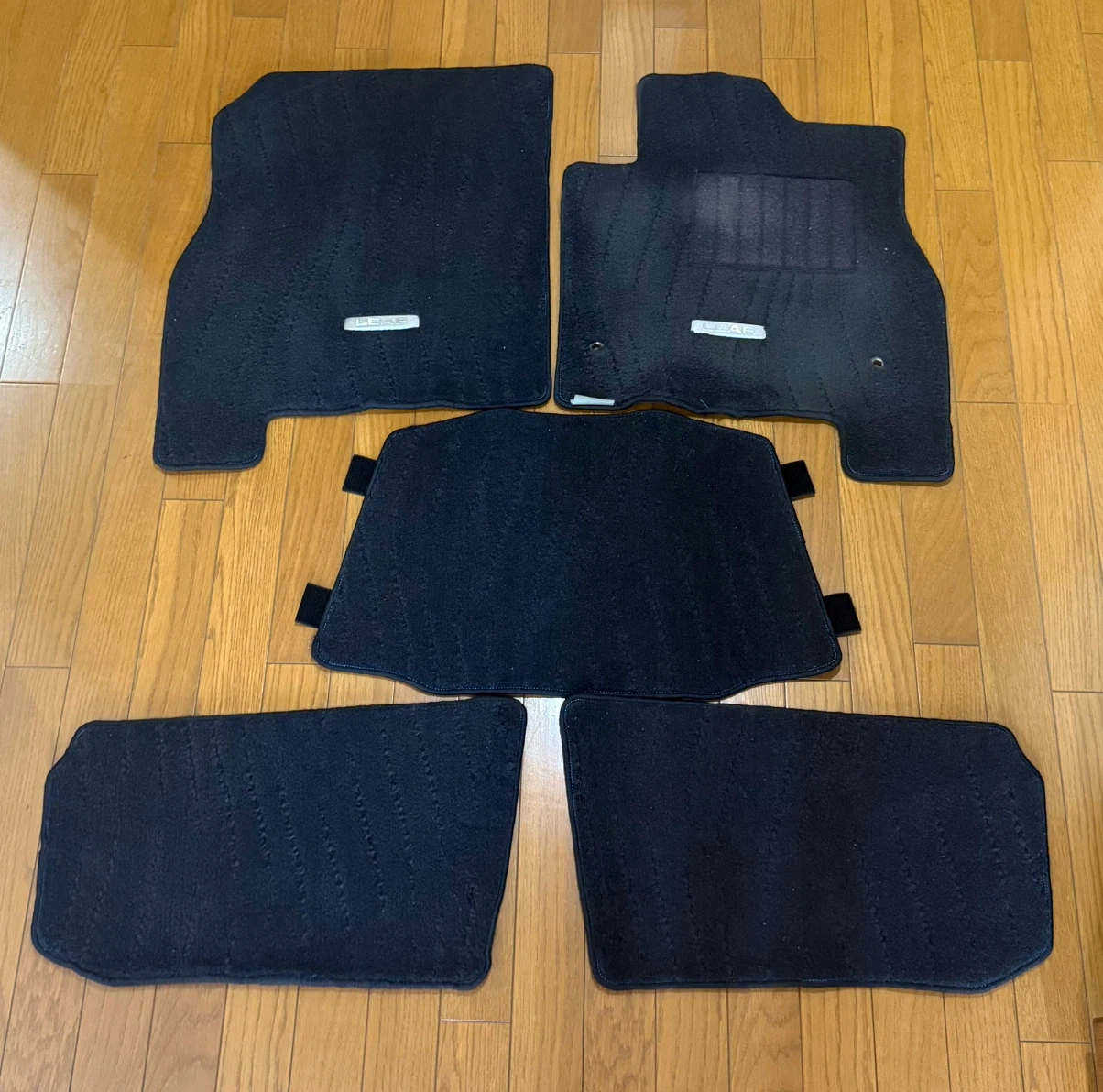 日産 リーフ ZE1 純正フロアマット 5枚セット